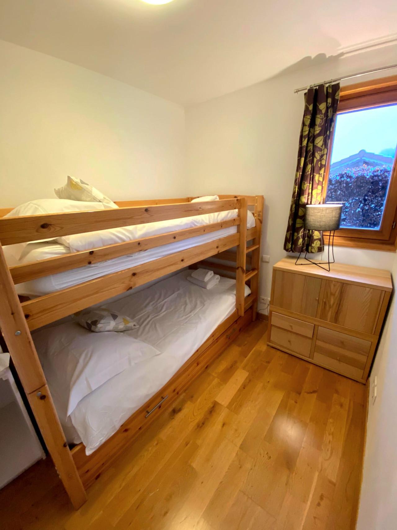 Room 2 - MAPLE. Bunk beds. Shared bathroom